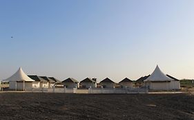 Nova Patgar Tents
