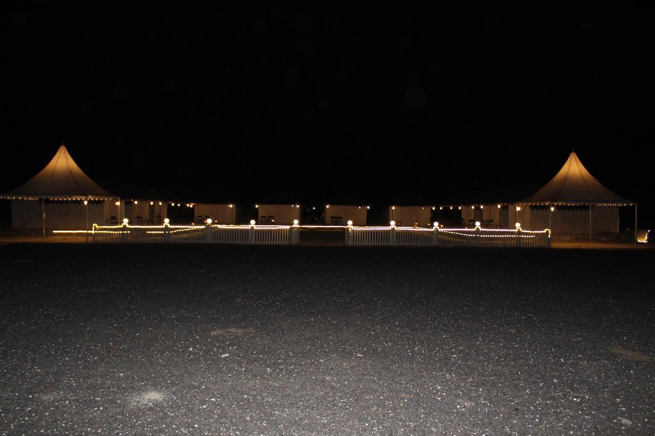 Nova Patgar Tents Hotel Bhuj Exterior photo